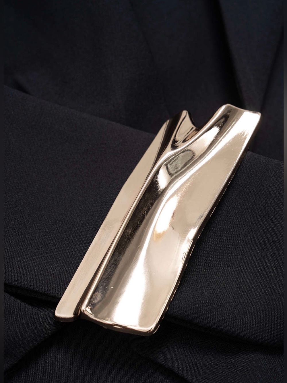 Women's Black Tailored Blazer with Sculpted Wrap and Gold Accent - Picture 3 of 8